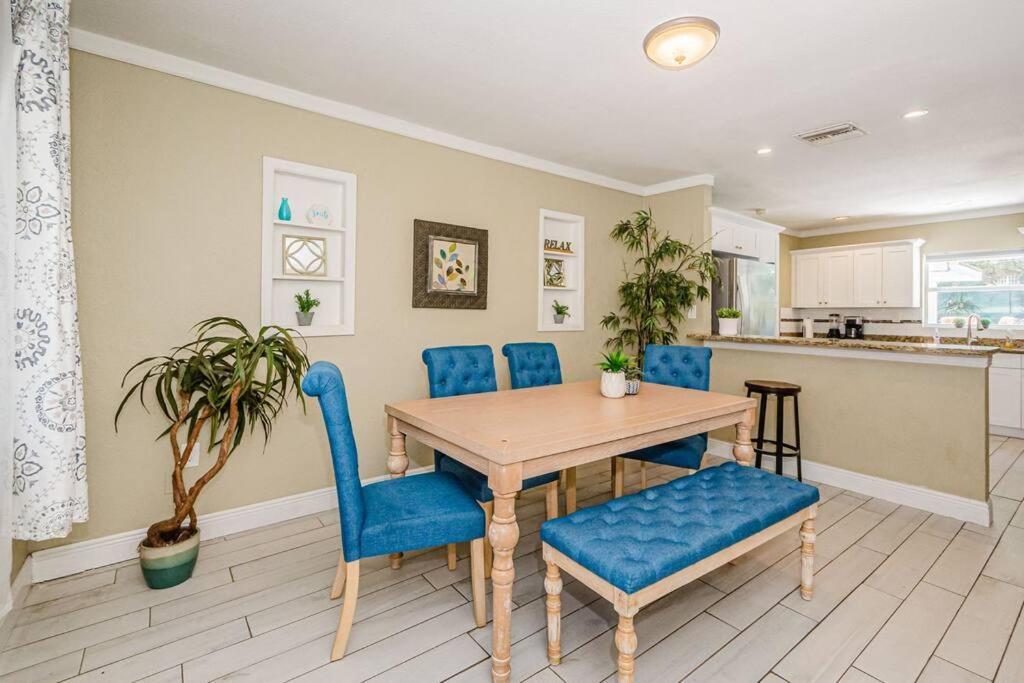 Beautiful Pool House In Old Seminole Heights! Villa Tampa Buitenkant foto